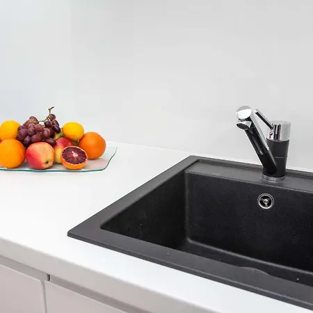 Pansion Mlikota 4* بروماجنا