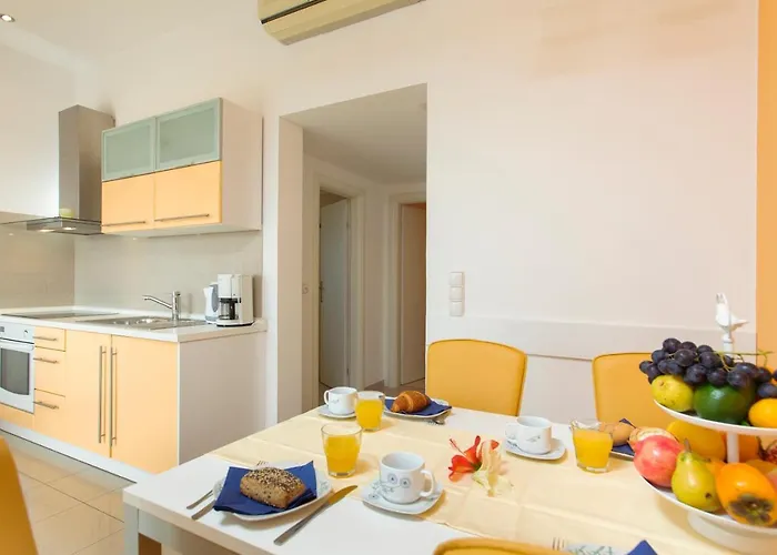 Pansion Mlikota 住宿加早餐酒店 普罗马尼亚